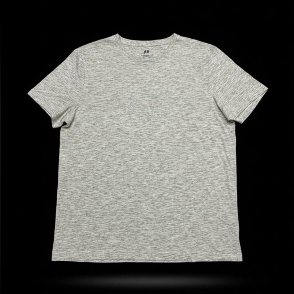 2000’S Basic H&M Crewneck Tee